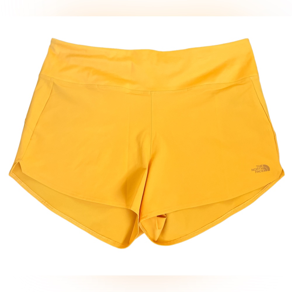 NWT! THE NORTH FACE ARQUE SHORT IN SUMMIT GOLD. Size Medium